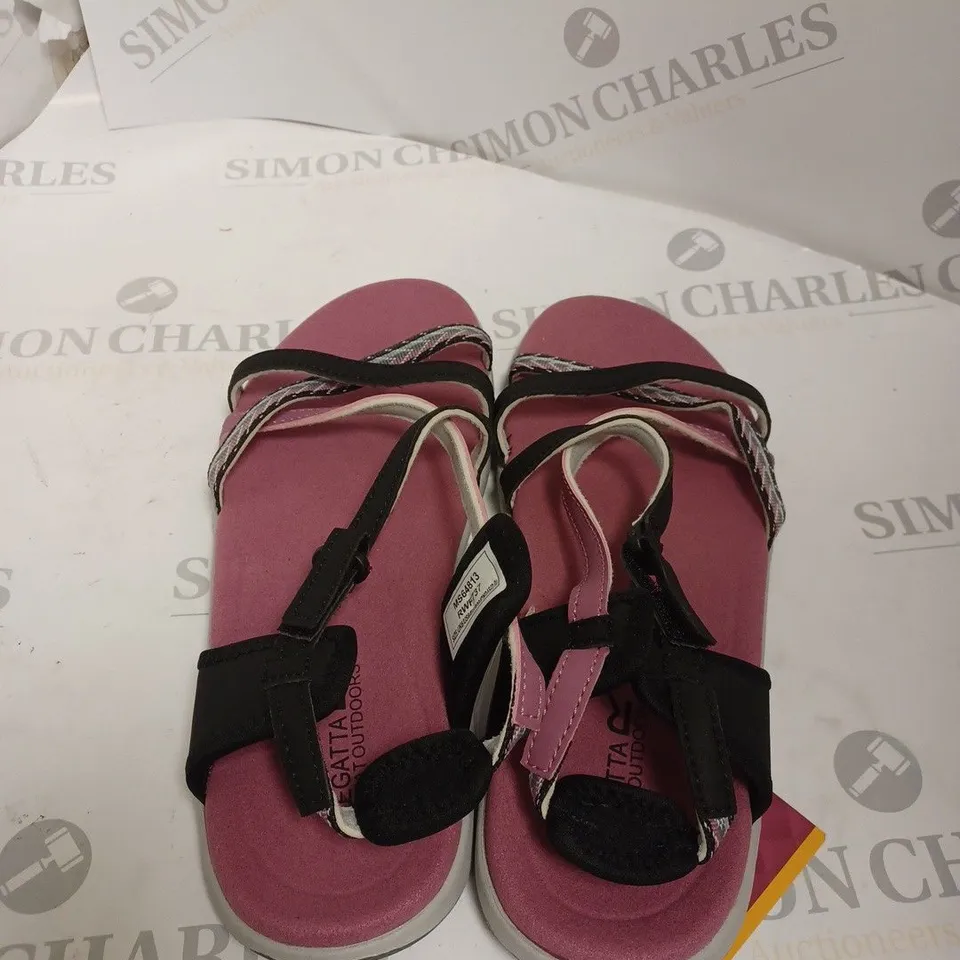 REGATTA LADY ROMA SANDALS SIZE 6