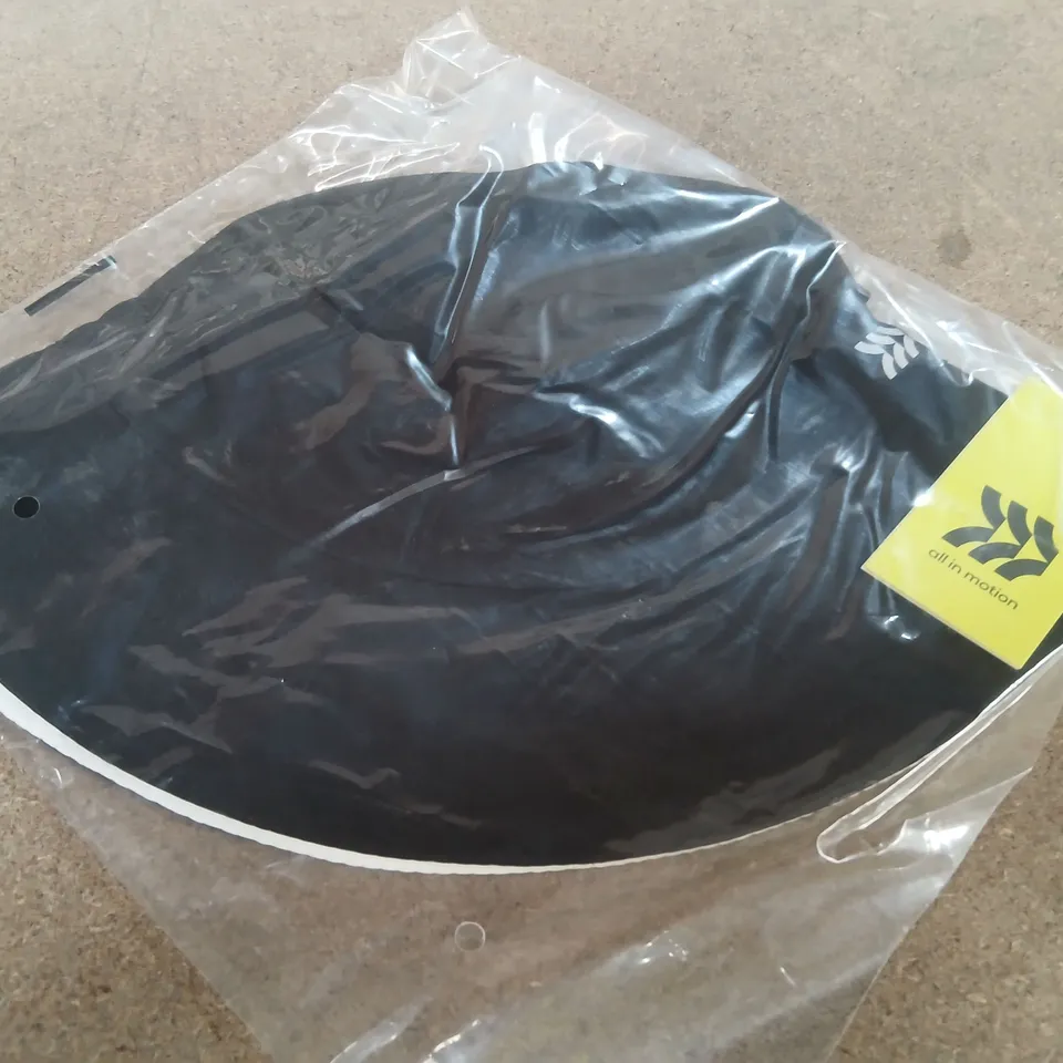 APPROXIMATELY 24 BRAND NEW AIR IN MOTION BUCKET HATS