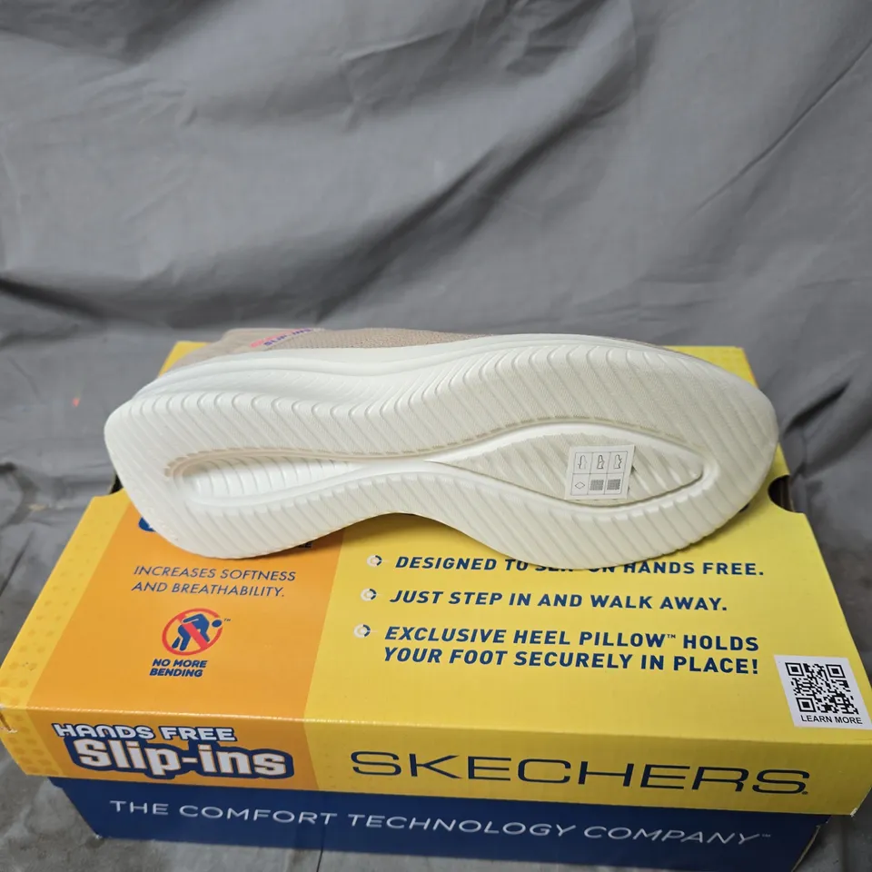 SKECHERS SLIP-INS HANDS FREE SLIP-ON SHOES – BEIGE BOXED SIZE 6