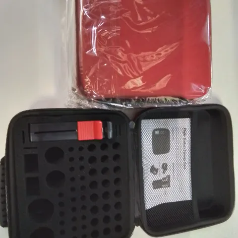 PAIR OF FLIPO BATTERY STORAGE CASES - RED