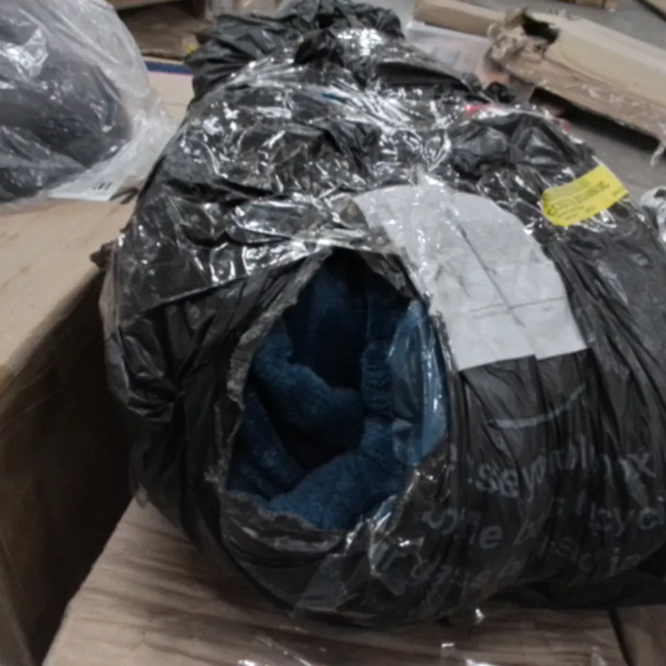 BLUE HEATED ELECTRIC BLANKET (1 ITEM)