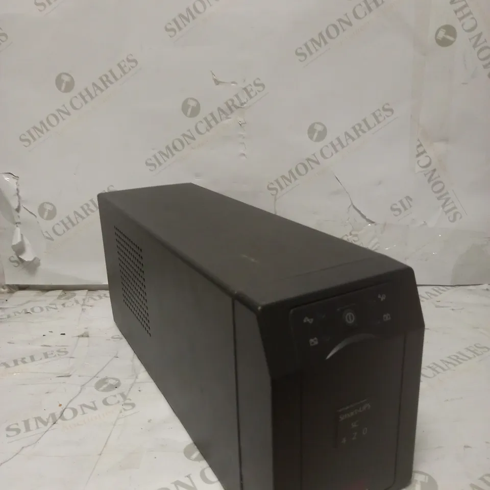 APC SMART-UPS SC