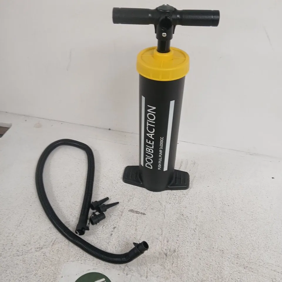 DOUBLE ACTION PUSH/PULL HAND PUMP 2X2000CC WITH HOSE ATTACHMENTS