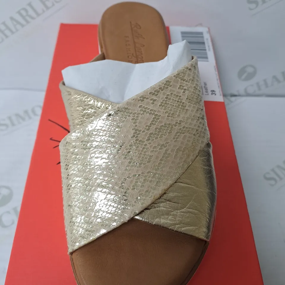 BOXED PAIR OF RUTH LANGSFORD SANDALS IN CHAMPAGNE GOLD SIZE 6