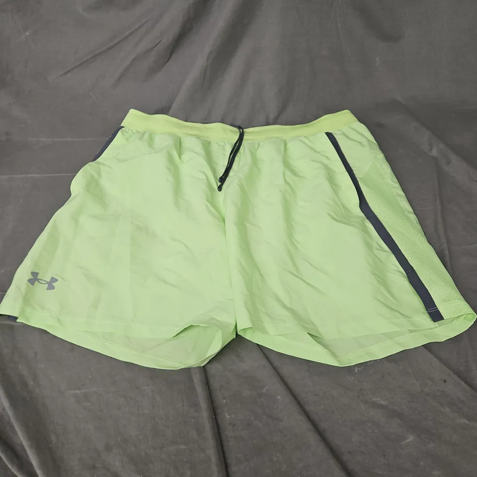 UNDER ARMOUR FITTED SHIRTS IN LIME SIZE XL