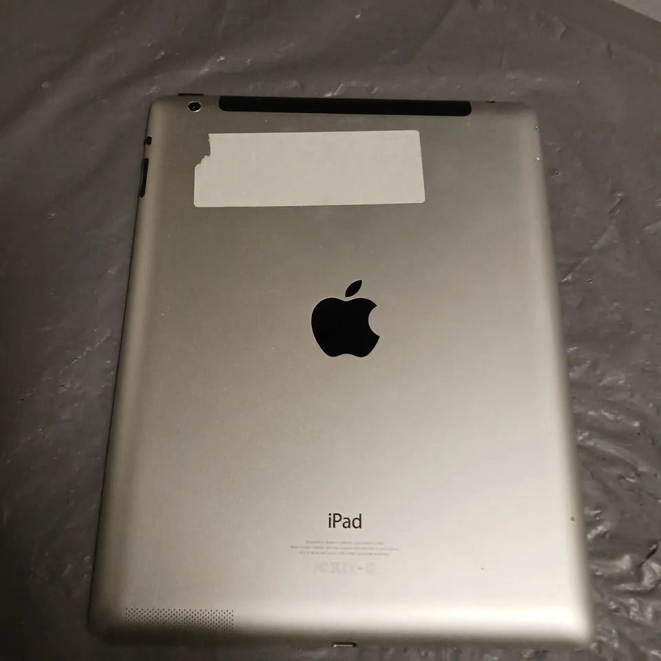 UNBOXED APPLE IPAD - A1460