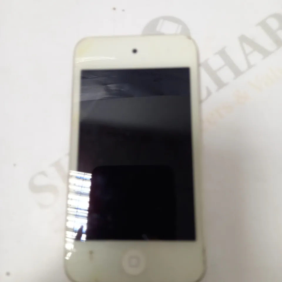 IPOD TOUCH 4TH GEN
