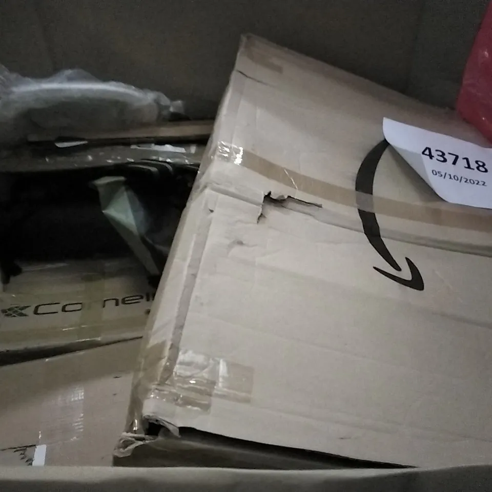 PALLET OF ASSORTED ITEMS INCLUDING YEEYO AIR FRYER OVEN, GREENSEN, LAUNDRY BASKETS, AIR COOLER, COMELIT