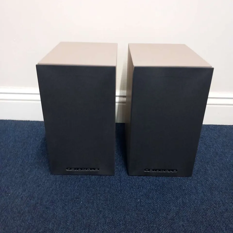 TRIANGLE LN01A LINEN GREY  BLUETOOTH ACTIVE SPEAKERS PER PAIR