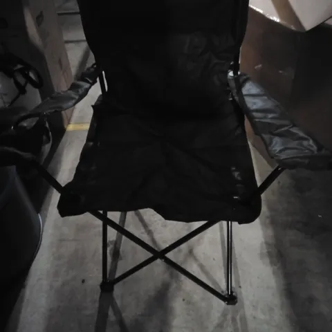 BAGGED CHILDREN'S CAMPING CHAIR BLACK