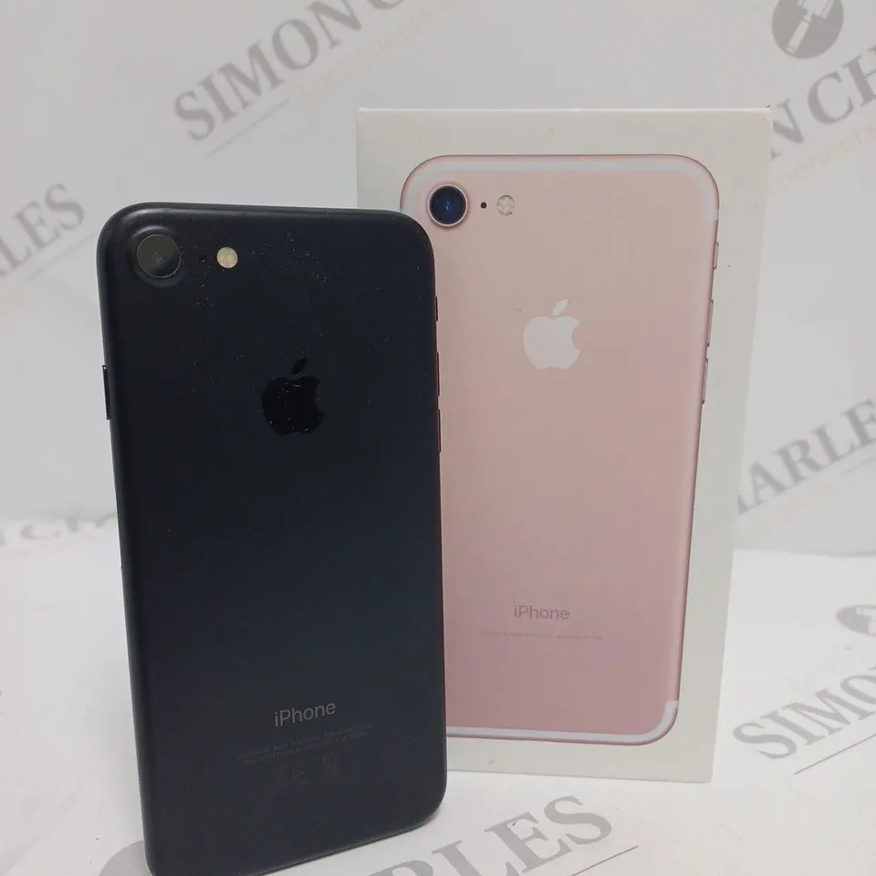 APPLE IPHONE 7 (A1778) SMARTPHONE