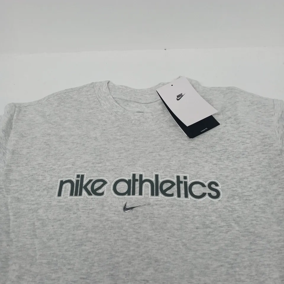 NIKE ATHLETICS T-SHIRT - GREY HEATHER - SIZE XS 
