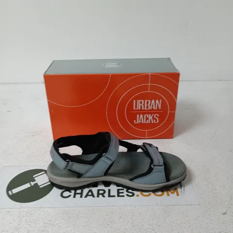 BOXED URBAN JACKS MANDY SANDALS – NAVY MULTI, UK 7 (EU 40)