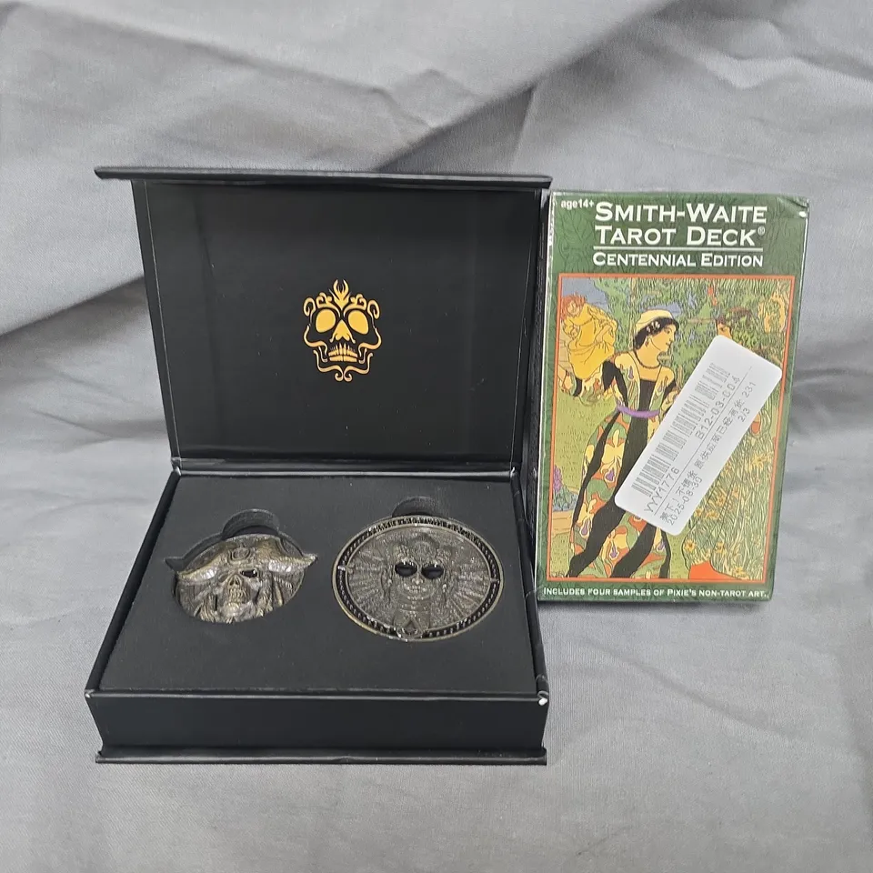 APPROXIMATELY 10 ASSORTED TOYS AND GAMES TO INCLUDE PIRATE GOLD, TAROT DECK, ETC