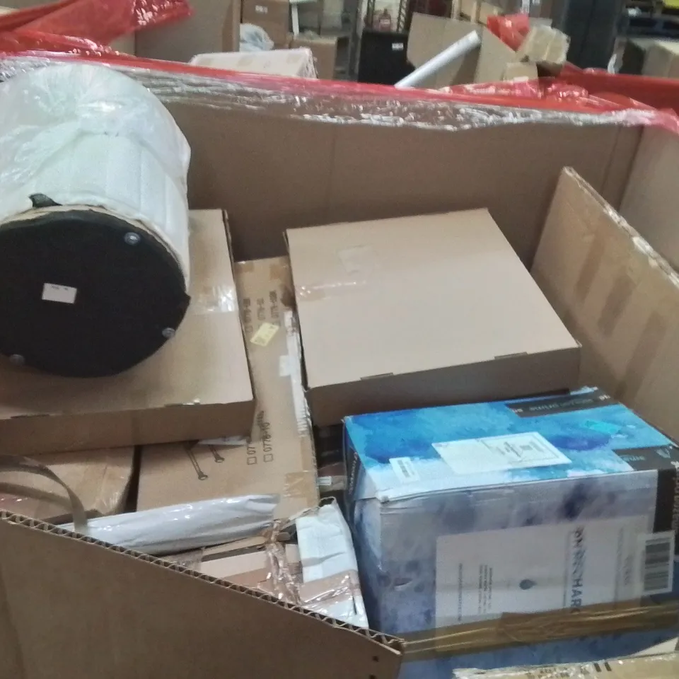 PALLET OF ASSORTED HOUSEHOLD GOODS AND PRODUCTS TO INCLUDE;RETRACTABLE SAFETY GATE,FITNESS STEPPER,STEP LADDERS