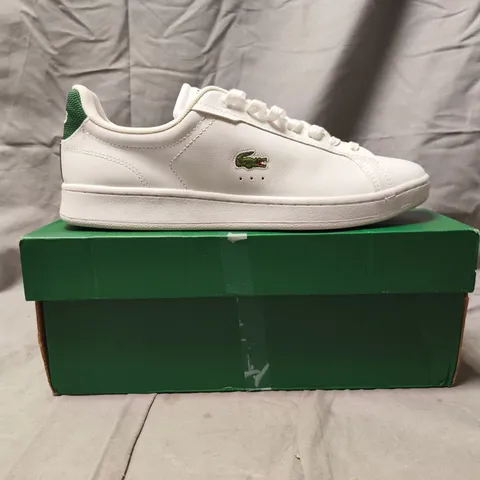 BOXED PAIR OF LACOSTE LACE UP SHOES IN WHITE/GREEN SIZE UK 8