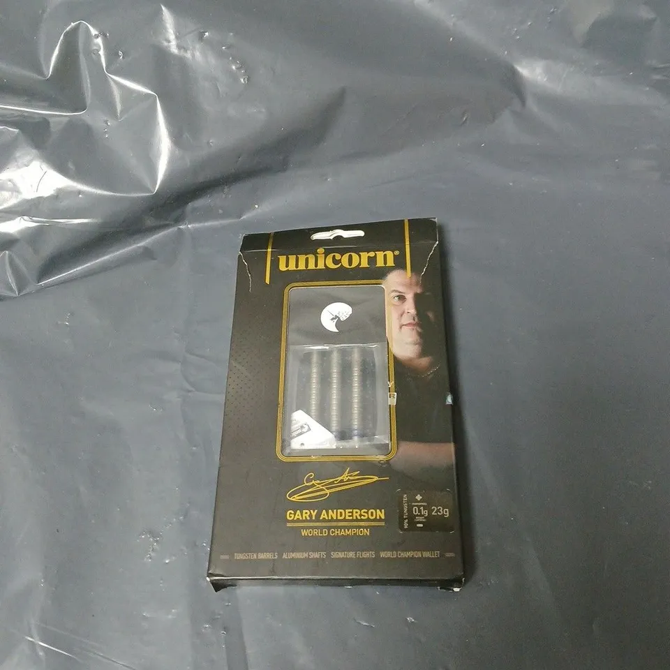 GARY ANDERSON UNICORN DARTS SET BOXED