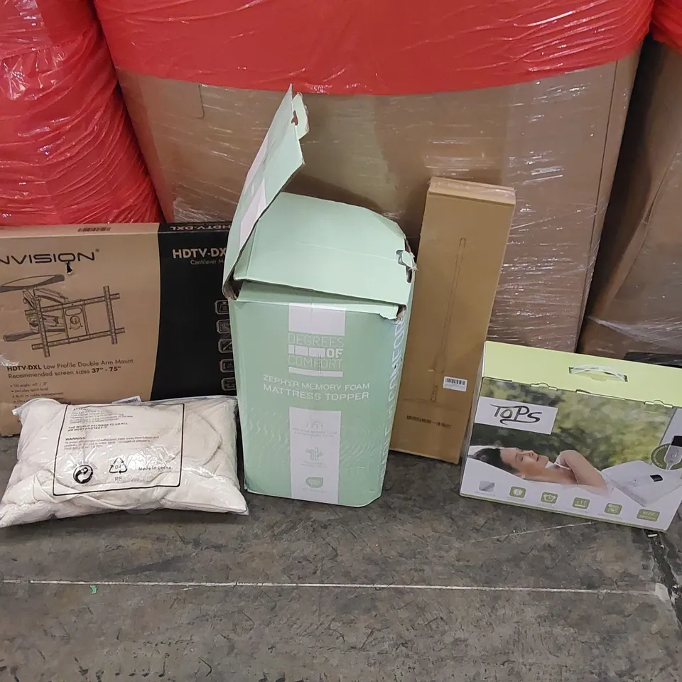 PALLET OF ASSORTED ITEMS INCLUDING: TV ARM MOUNT, MEMORY FOAM MATTRESS TOPPER, ELECTRIC BLANKET, FLOOR MOP, MENS JUMPER
