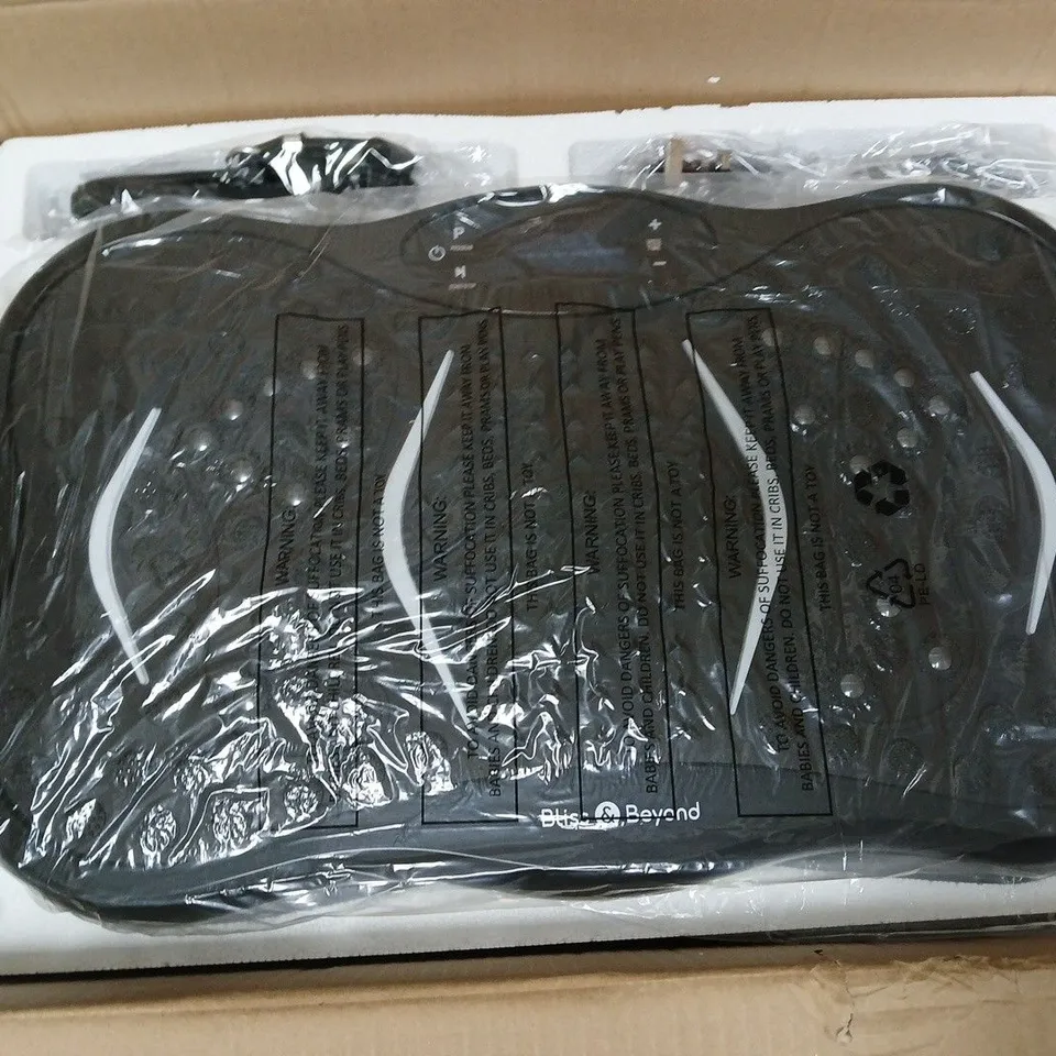 BOXED BLISS & BEYOND COREPULSE VIBRATION MASSAGE PLATE
