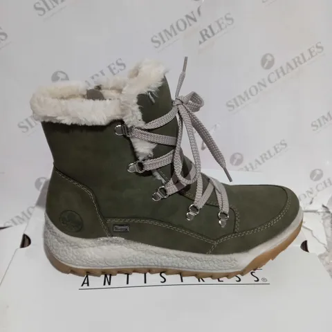 BOXED PAIR OF RIEKER WARM HIKING BOOTS, KHAKI - SIZE 7.5