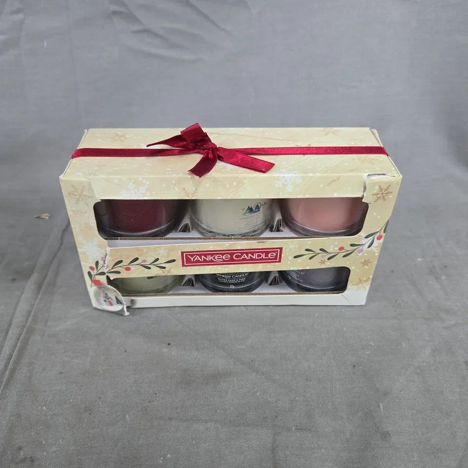 YANKEE CANDLE SCENTED CANDLE SET 
