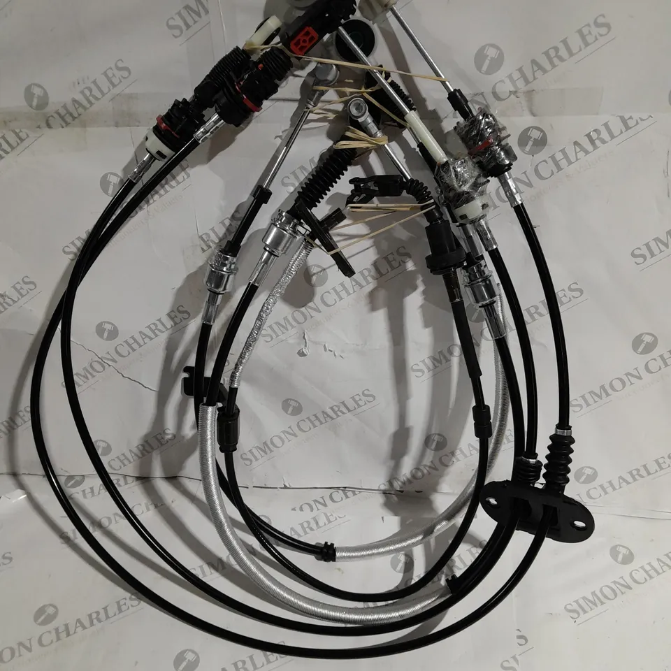 APPROXIMATELT 5 ASSORTED GEAR CLUTCH CABLES 