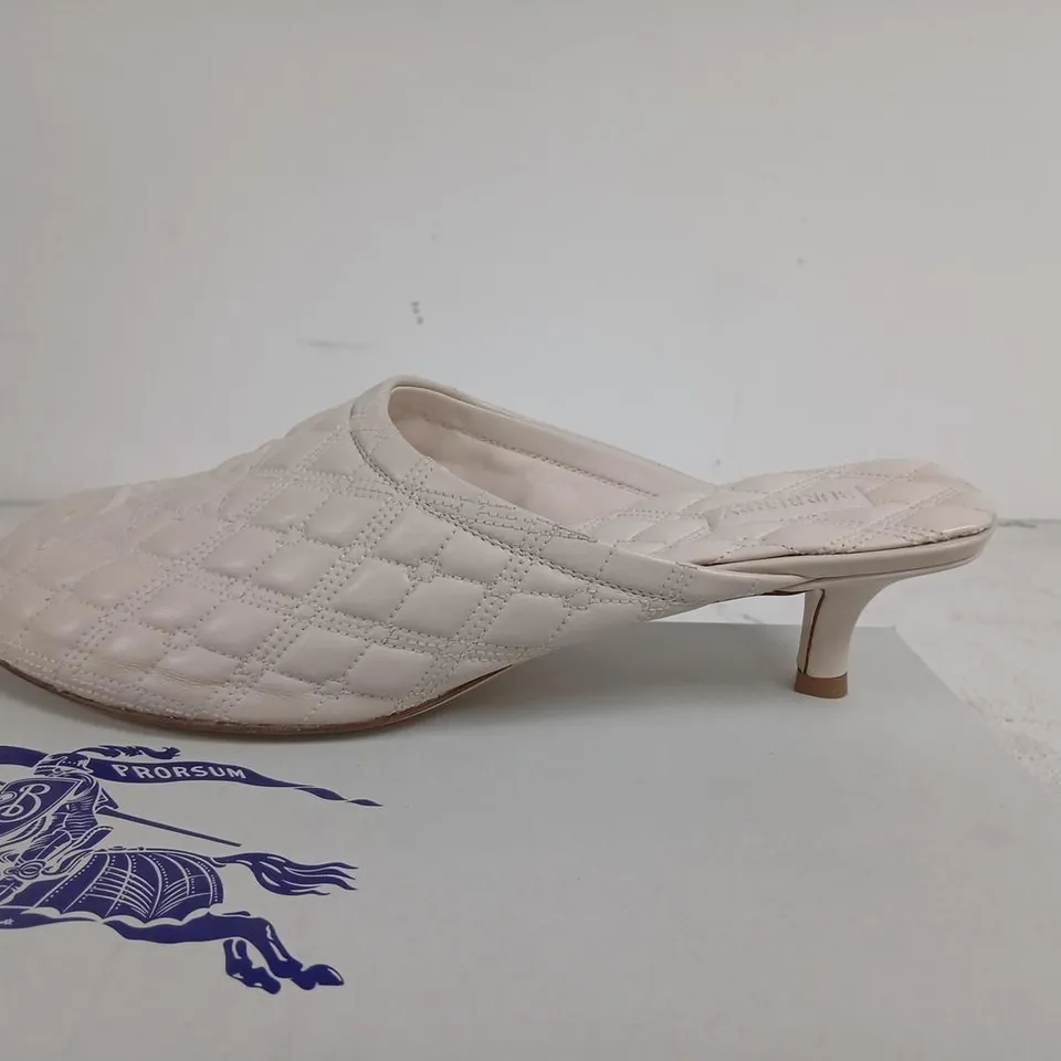 BURBERRY QUILTED LEATHER MULES – NUDE BEIGE, UK 7 (EU 40), MADE IN ITALY