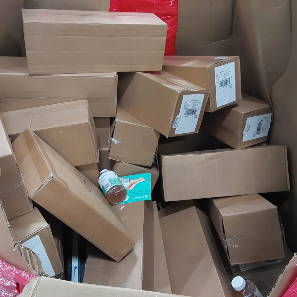 PALLET OF ASSORTED CONSUMER PRODUCTS TO INCLUDE: A LARGE QUANTITY OF SYMPROVE PREBIOTIC SUPPLEMENTS, SUNFLOWER SEEDS, BREAKFAST IN BED TRAY ECT