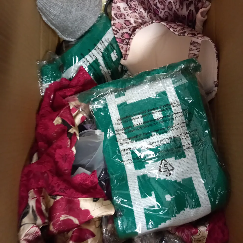 MEDIUM BOX OF ASSORTED ACCESSORIES TO INCLUDE H&M AND LOUNGE UNDERWEAR