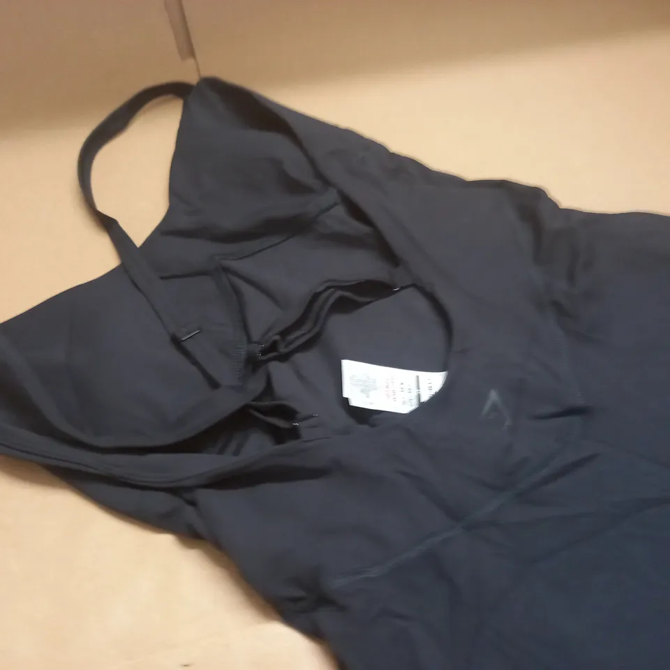 GYMSHARK TRAINING PLAYSUIT - XL