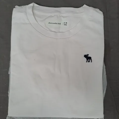 ABERCROMBIE KIDS T-SHIRT IN WHITE SIZE 9/10 YEARS