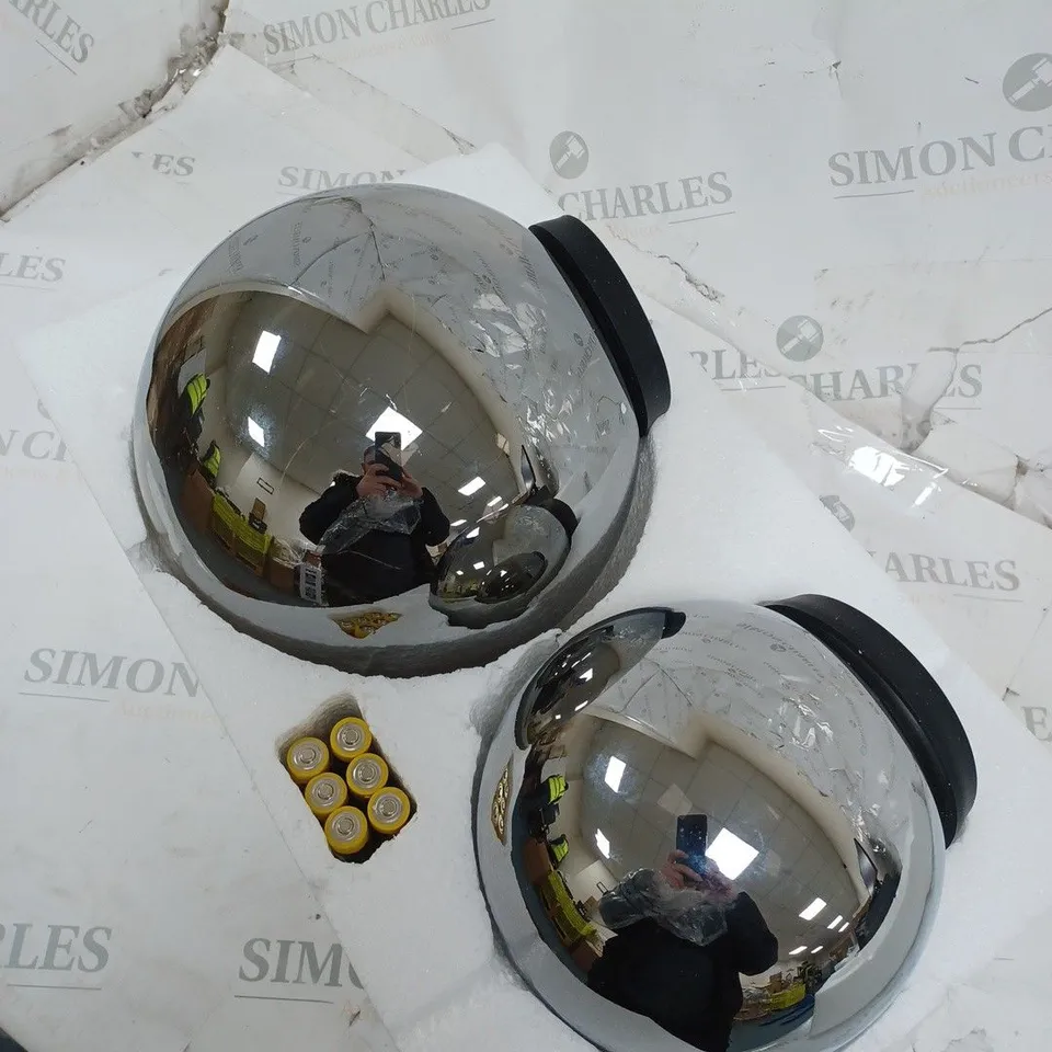 OUTLET K BY KELLY SET OF 2 INDOOR OUTDOOR PRELIT GLASS DECOR