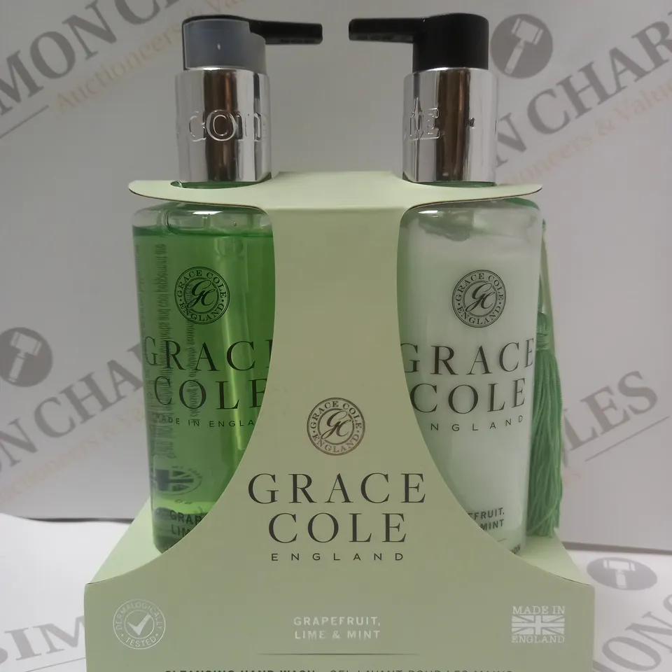 BOX OF 4 GRACE COLE GRAPEFRUIT LIME & MINT HAND CARE SETS