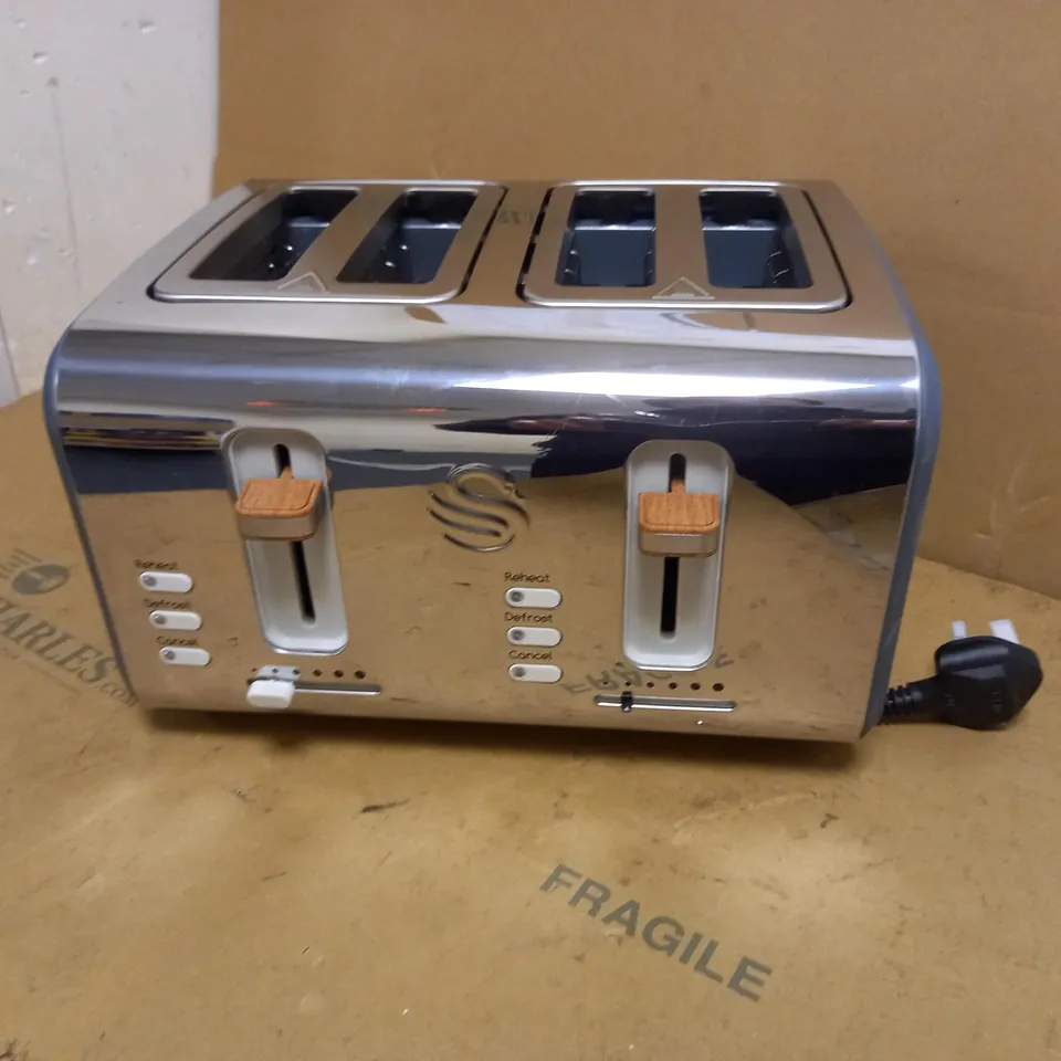 SWAN NORDIC 4-SLICE TOASTER - GREY