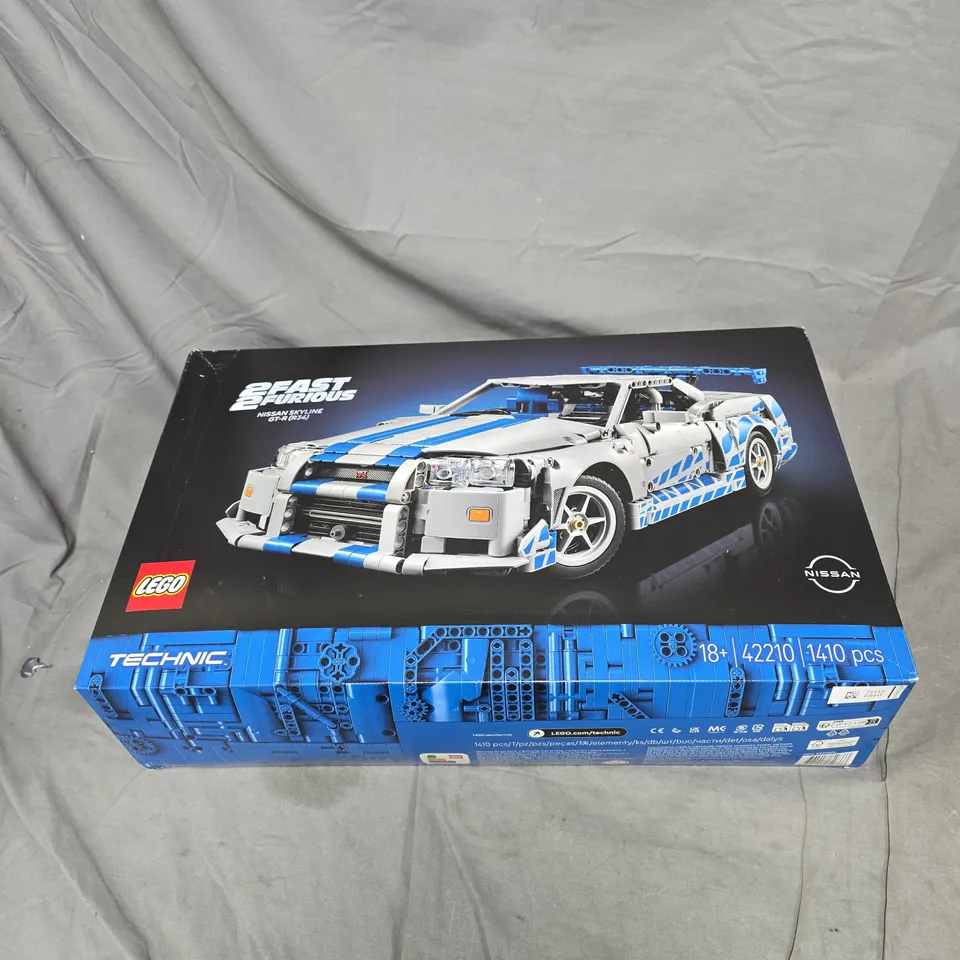 LEGO 2 FAST 2 FURIOUS NISSAN SKYLINE GT-R R34 1410 PIECES, 42210. 18+