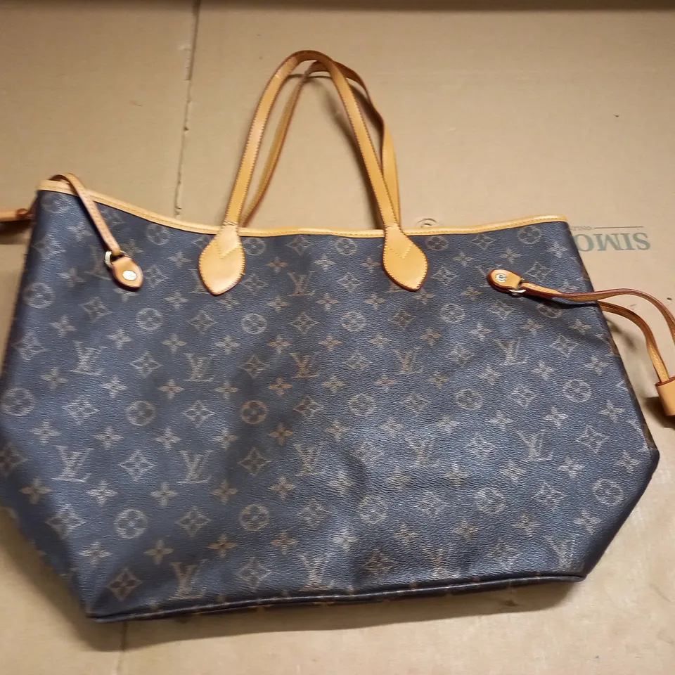 LOUIS VUITTON BAG
