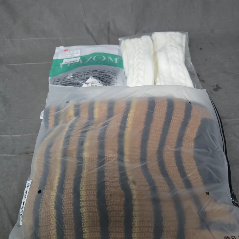 APPROXIMATELY 25 ASSORTED CLOTHING AND FASHION PRODUCTS IN VARIOUS STYLES AND SIZES - COLLECTION ONLY