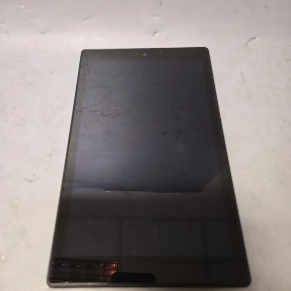 AMAZON FIRE HD 10 - M2V3R5 