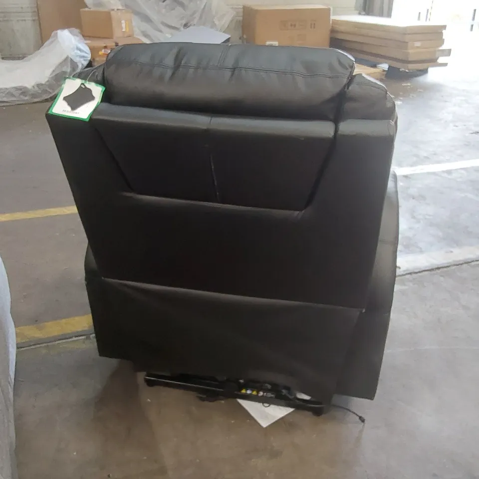 QUALITY DESIGNER FAUX LEATHER ELECTRIC RECLINING ARMCHAIR - BLACK