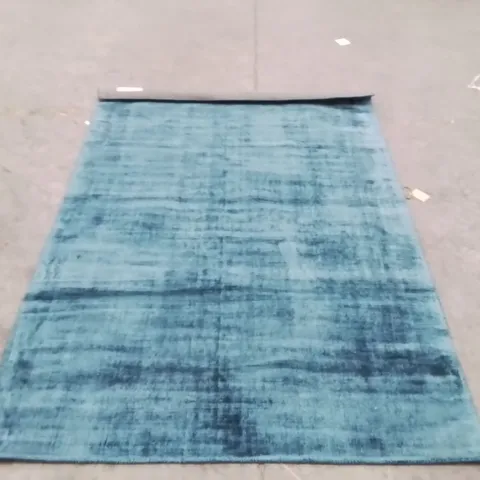 QUALITY DESIGNER AREA RUG - APPROXIMATELY 230CM X 160CM - TEAL