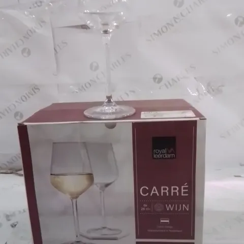 BOXED ROYAL LEERDAM WINE GLASSES APPROXIMATELY 6