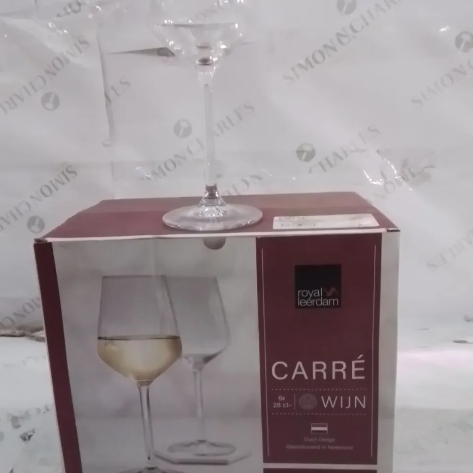 BOXED ROYAL LEERDAM WINE GLASSES APPROXIMATELY 6