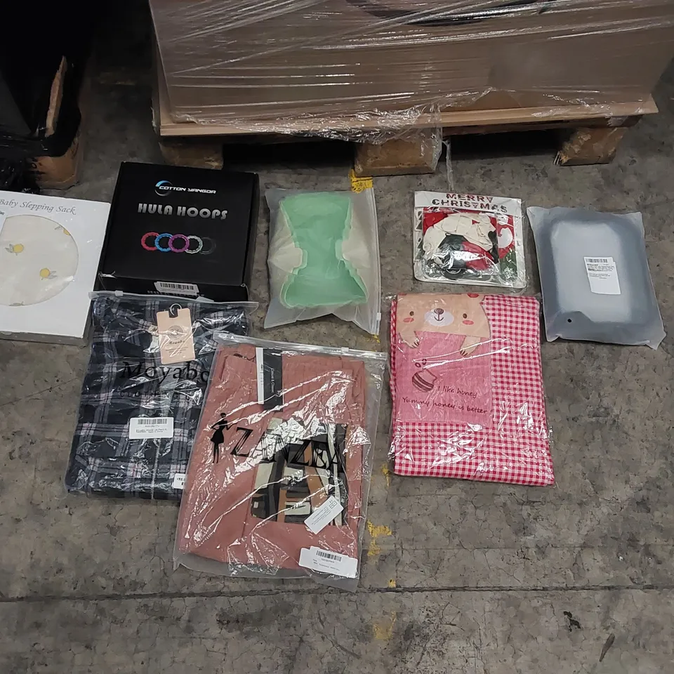 PALLET OF ASSORTED ITEMS INCLUDING: WOMEN'S CLOTHING, PENCIL CASES, AIR FRYER BASKETS, BABY SLEEPING SACKS, HULA HOOPS, WOMEN'S CLOTHING