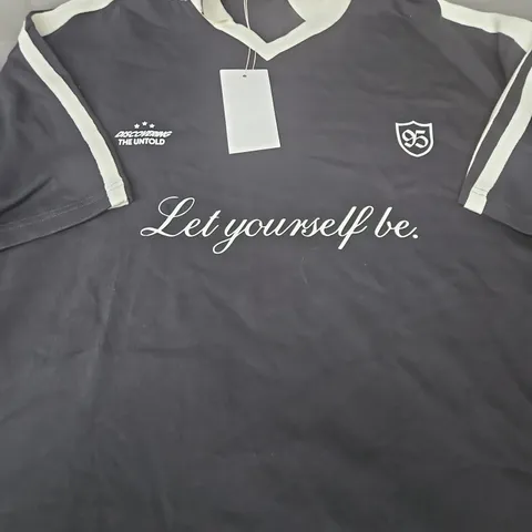 ZARA SHORT SLEEVE TOP IN BLACK/CREAM SIZE XL