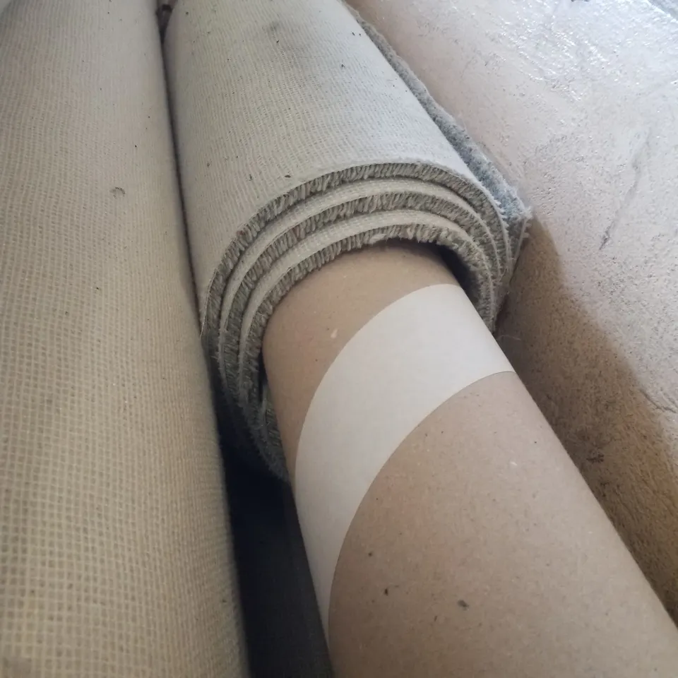 ROLL OF QUALITY 4M LINGDALE GRASSINGTON CARPET - 4×2.03M