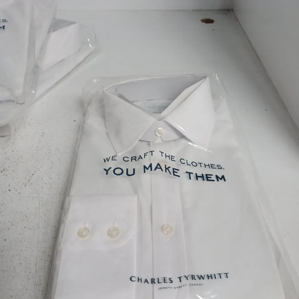 CHARLES TYRWHITT WHITE SLIM FIT NON-IRON SHIRT – 15.5IN COLLAR