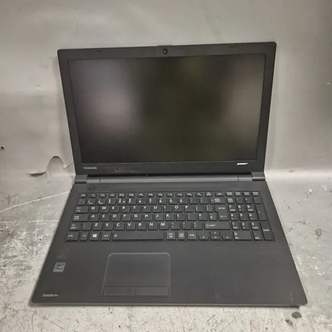 TOSHIBA SATELLITE PRO R50-B LAPTOP