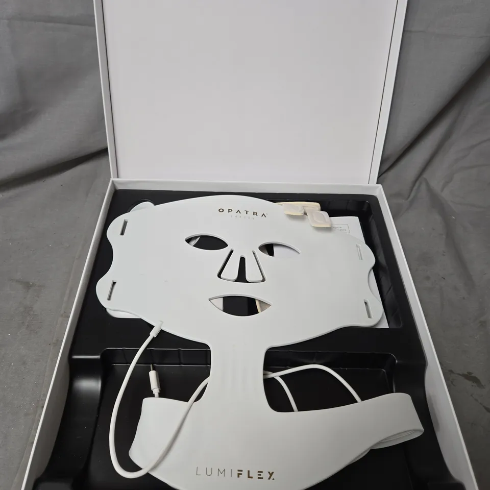 OPATRA LUMIFLEX LED LIGHT THERAPY FACE MASK
