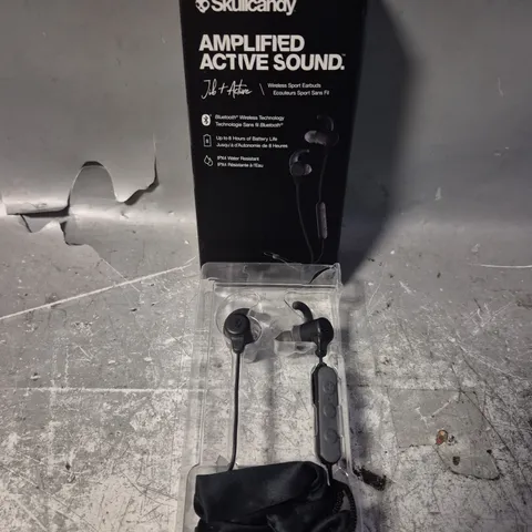 BOXED SKULLCANDY AMPLIFIED ACTIVE SOUND EARPHONES 