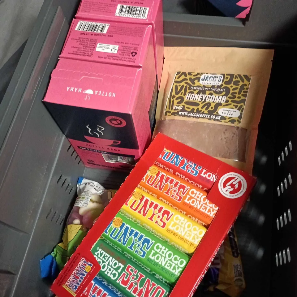 APPROXIMATELY 12 ASSORTED FOOD AND DRINK ITEMS INCLUDING HOTTEA MAMA , PEPSI CREAM SODA AND FERRERO ROCHER